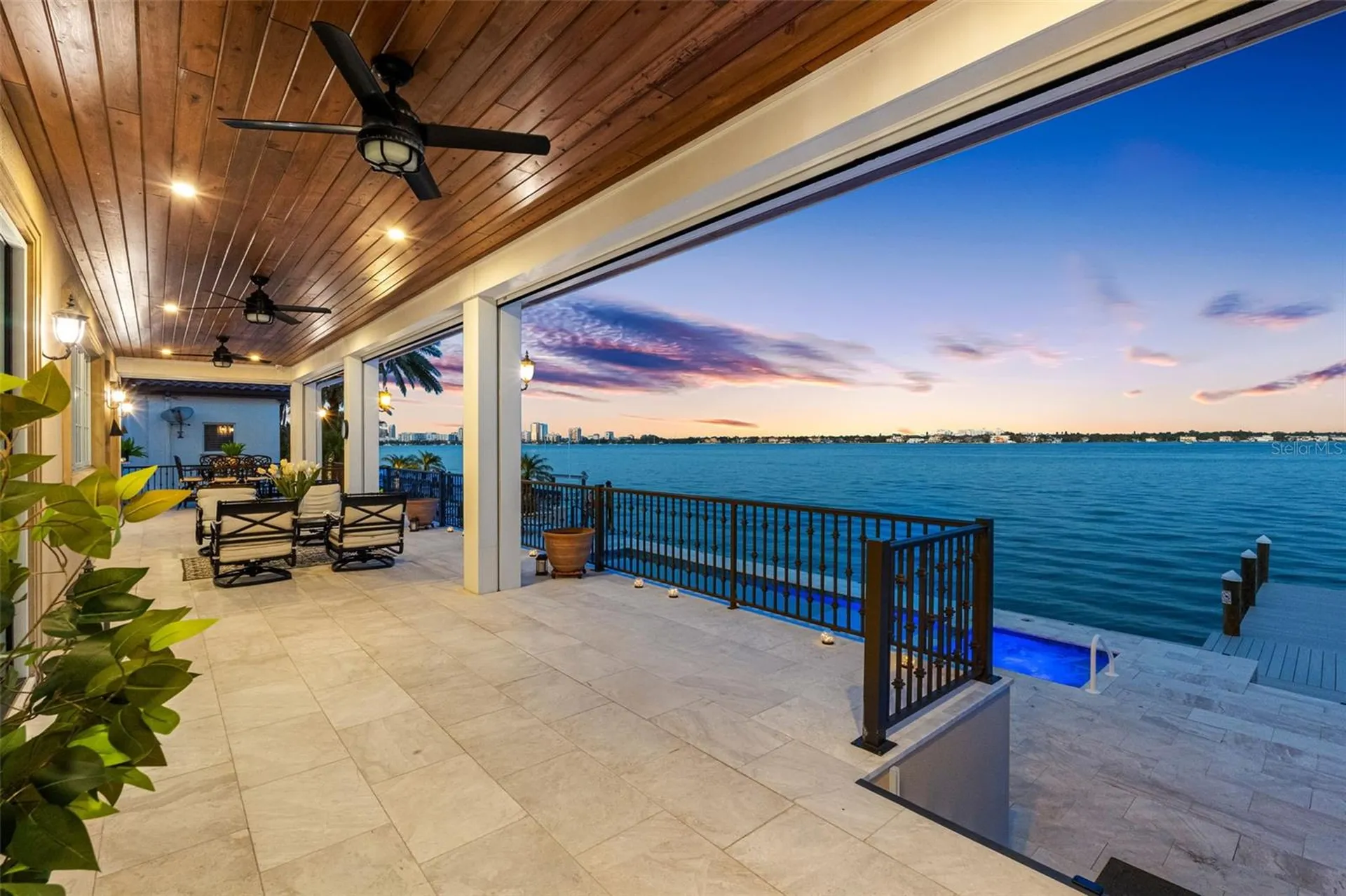 487 Meadow Lark Drive Sarasota FL 34236