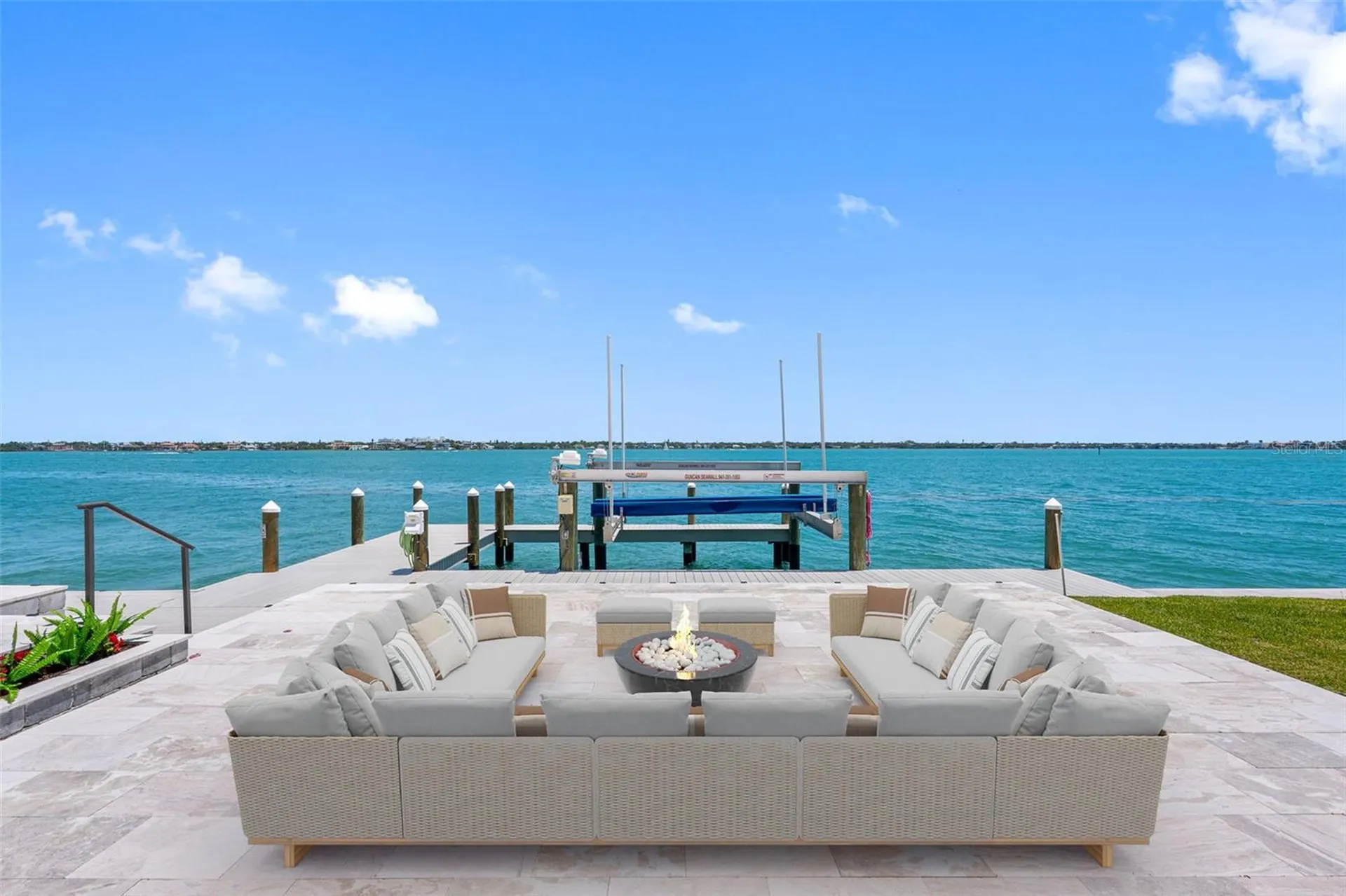 487 Meadow Lark Drive Sarasota FL 34236