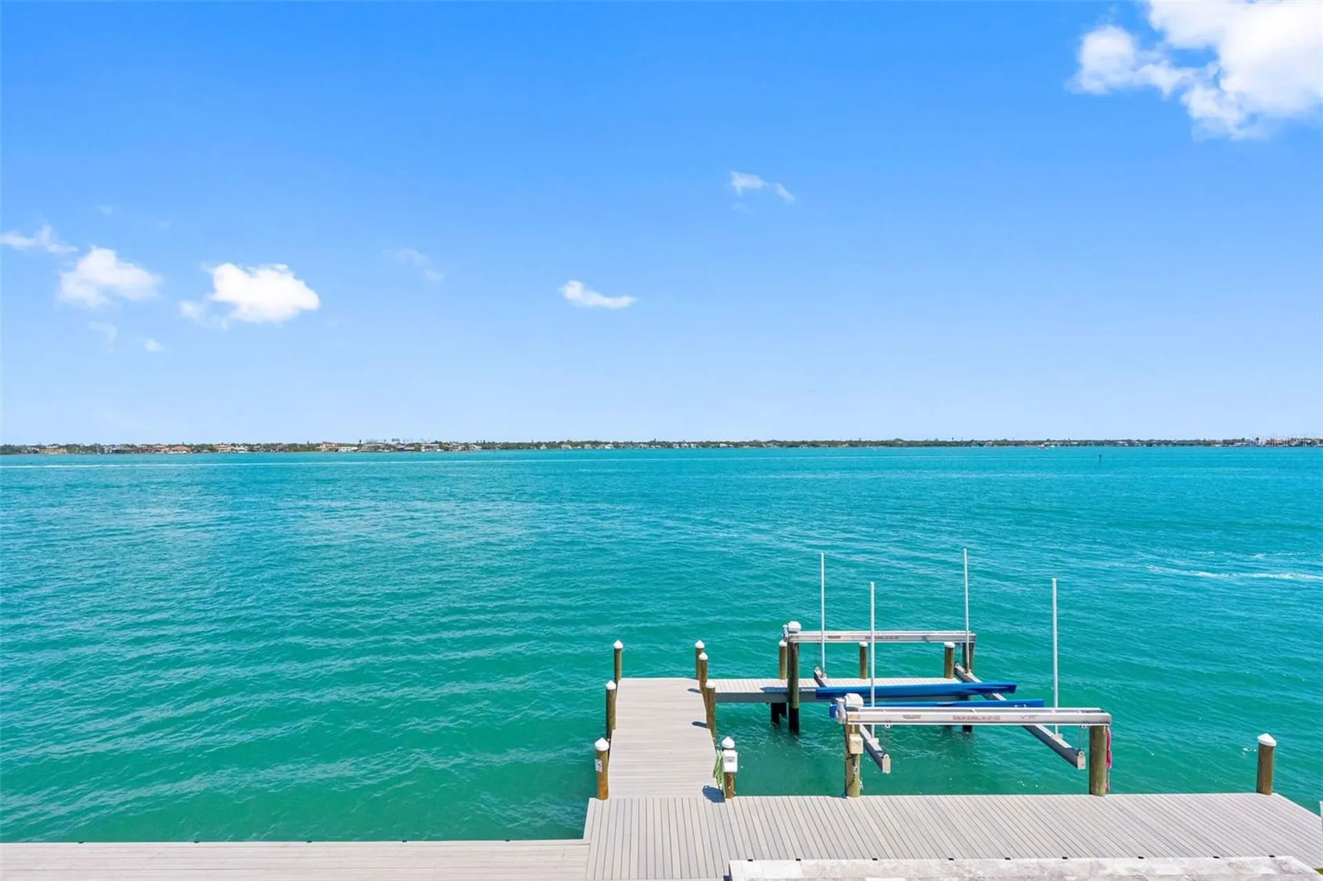 487 Meadow Lark Drive Sarasota FL 34236