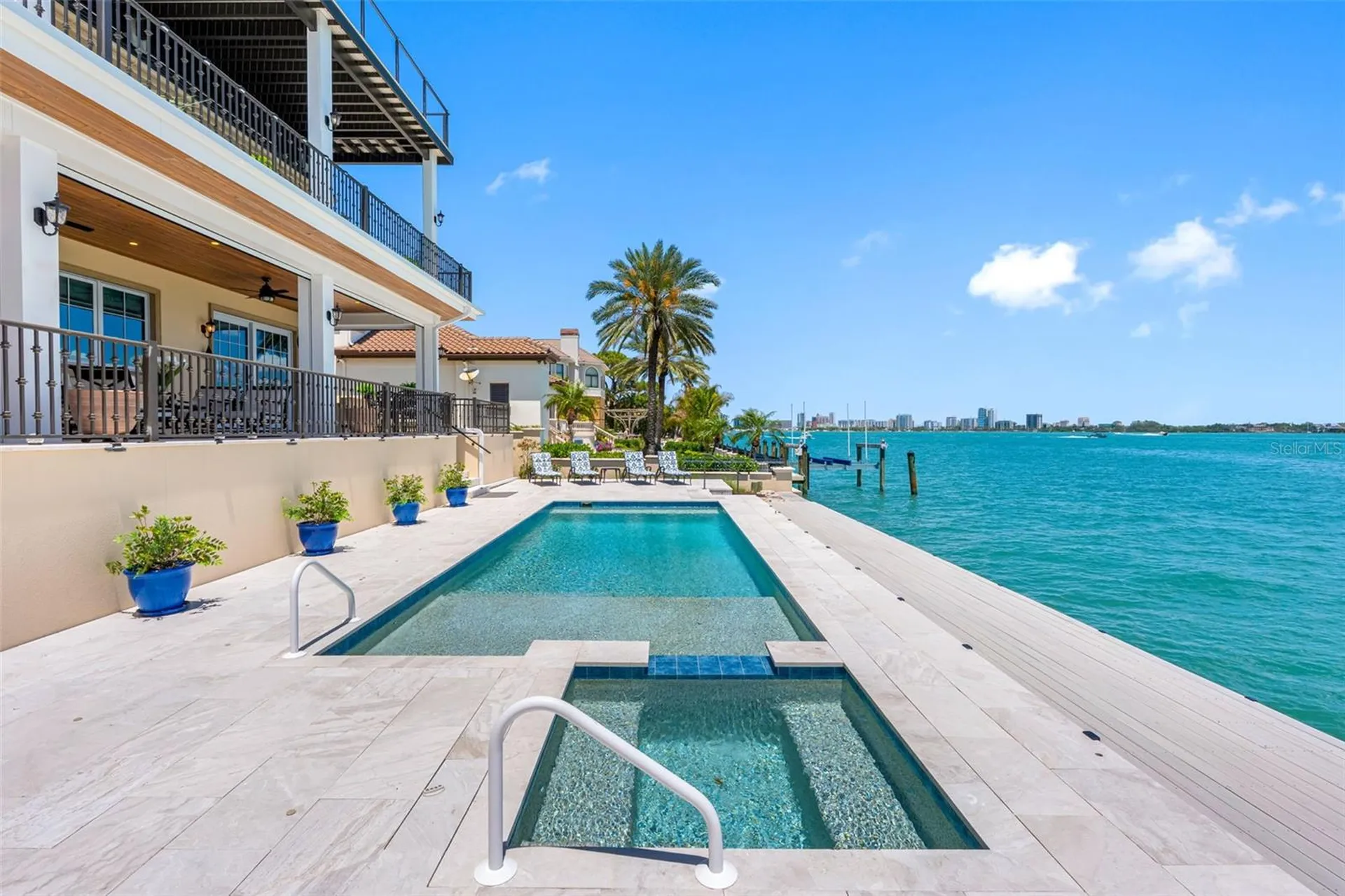487 Meadow Lark Drive Sarasota FL 34236