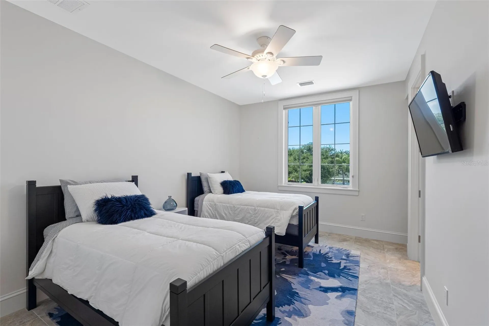 487 Meadow Lark Drive Sarasota FL 34236