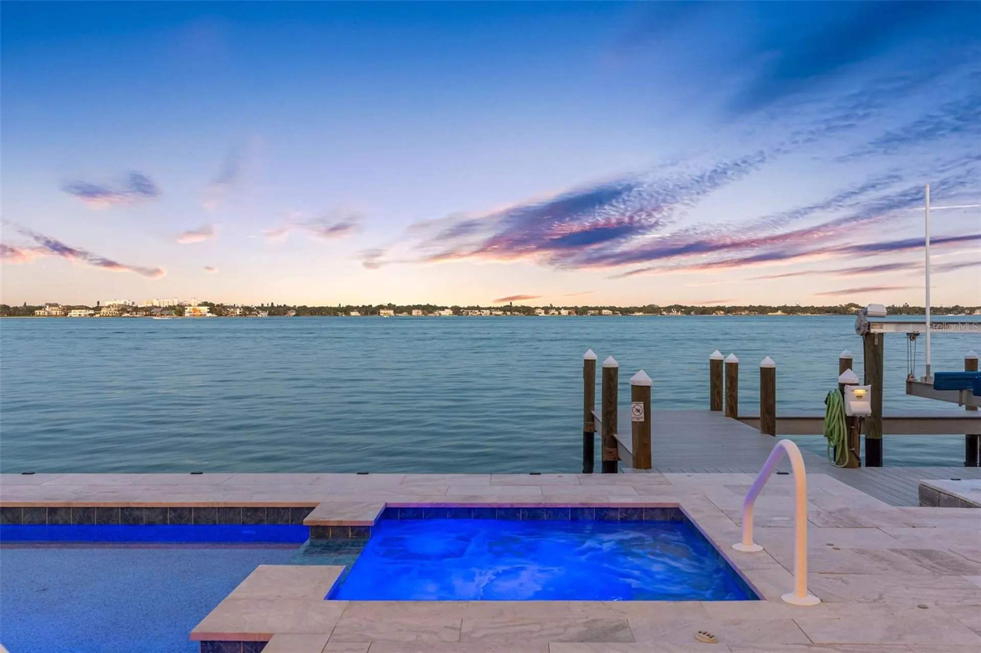 487 Meadow Lark Drive Sarasota FL 34236