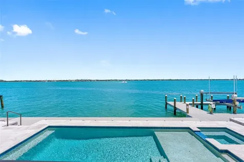 487 Meadow Lark Drive Sarasota FL 34236