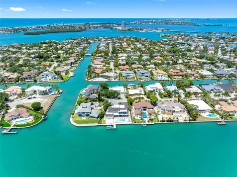 487 Meadow Lark Drive Sarasota FL 34236