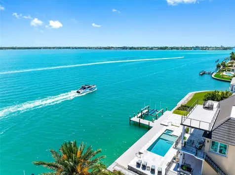 487 Meadow Lark Drive Sarasota FL 34236