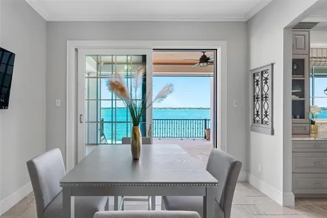 487 Meadow Lark Drive Sarasota FL 34236
