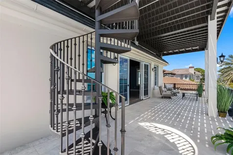 487 Meadow Lark Drive Sarasota FL 34236