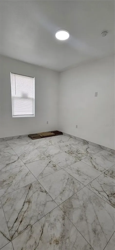 528 Wideview Avenue Tarpon Springs FL 34689