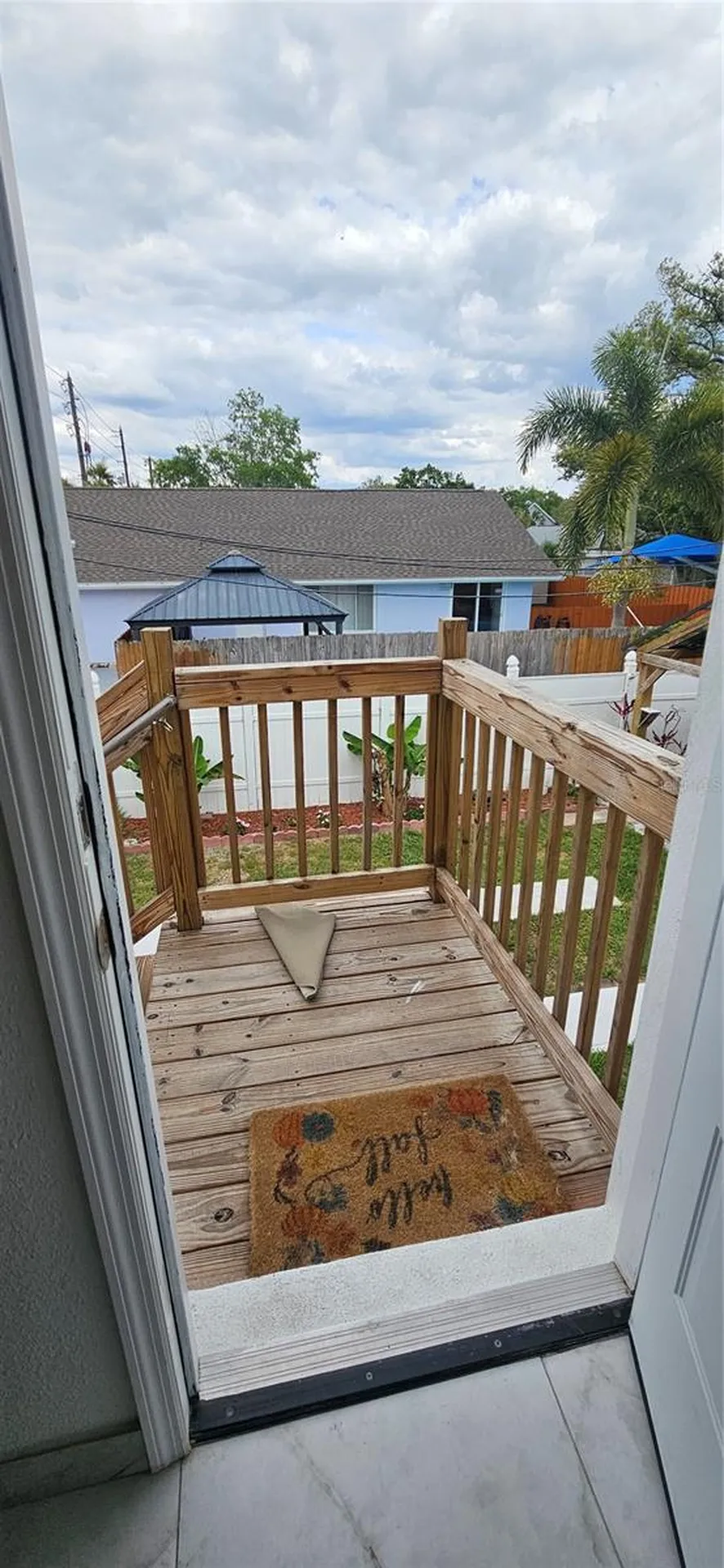 528 Wideview Avenue Tarpon Springs FL 34689