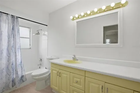 22406 New York Avenue Port Charlotte FL 33952