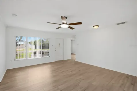22406 New York Avenue Port Charlotte FL 33952