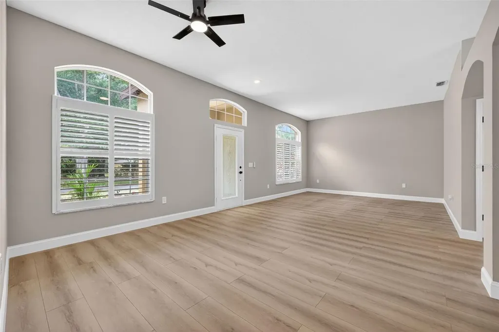 14818 Heronglen Drive Lithia FL 33547