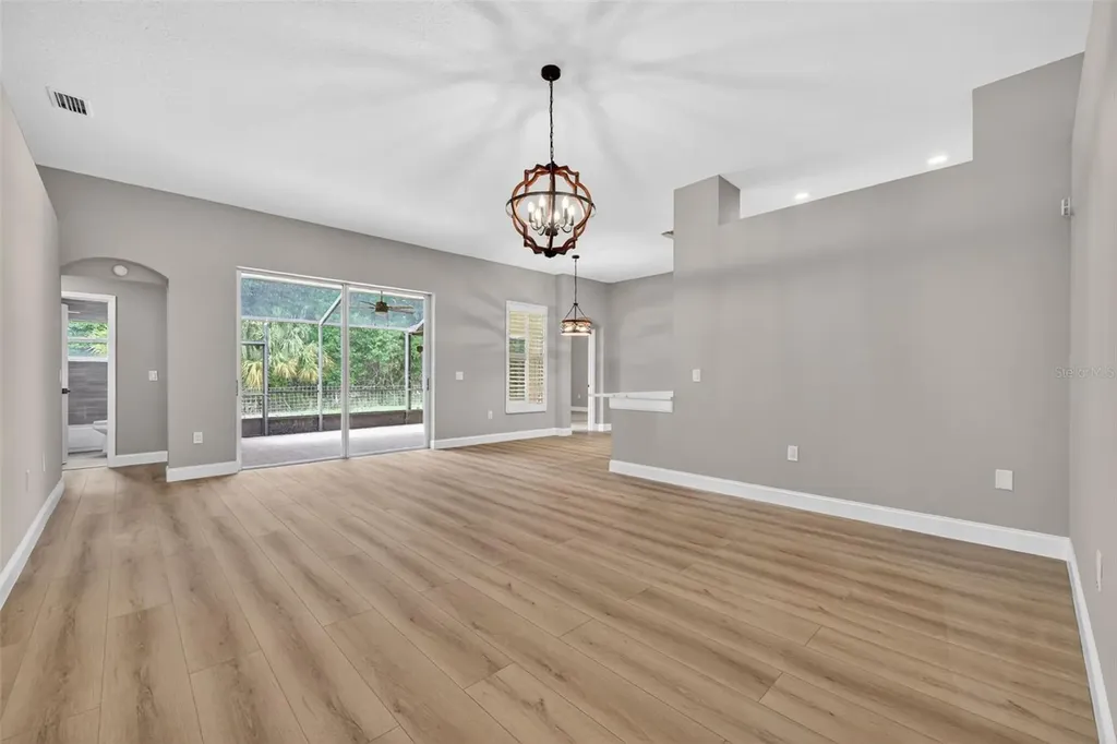 14818 Heronglen Drive Lithia FL 33547