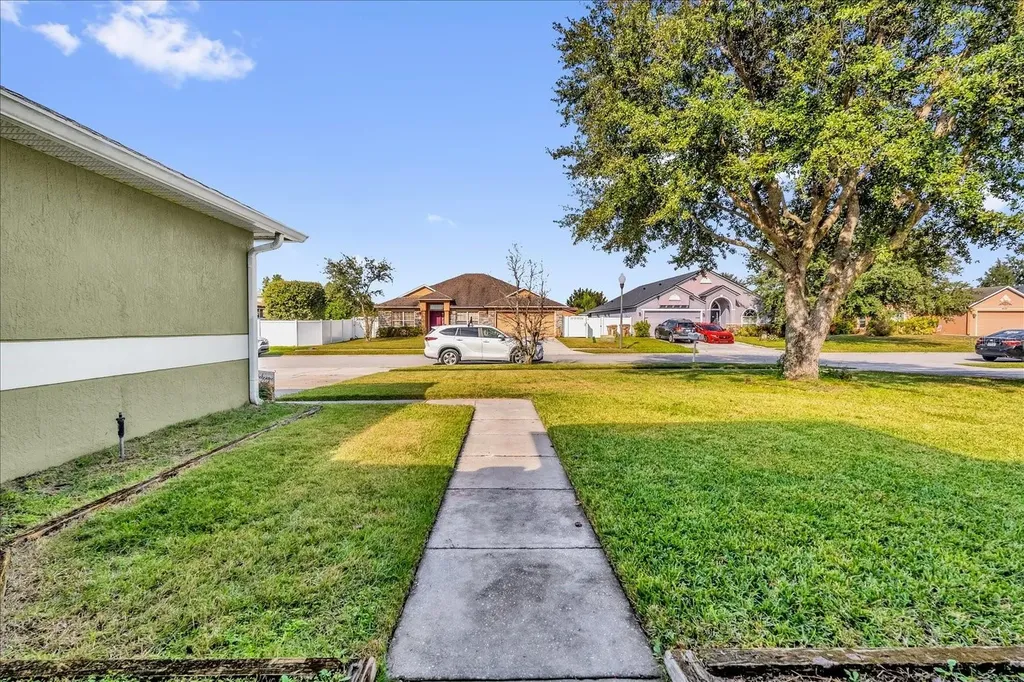 4630 Sandhurst Street Kissimmee FL 34758