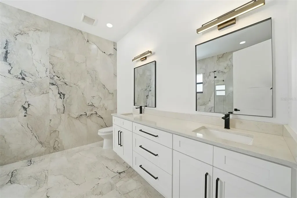 3325 55 Avenue N St Petersburg FL 33714