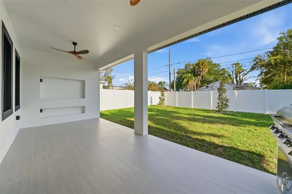 3325 55 Avenue N St Petersburg FL 33714
