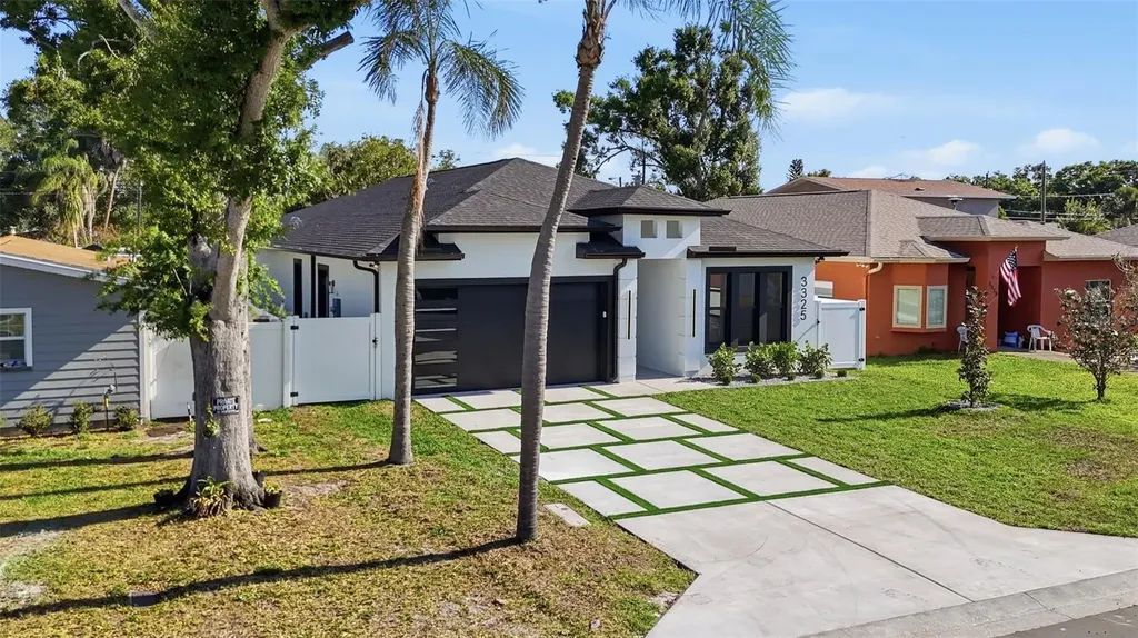 3325 55 Avenue N St Petersburg FL 33714