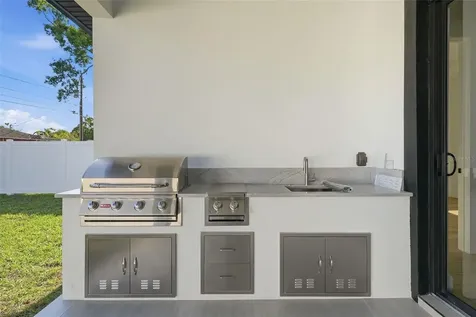 3325 55 Avenue N St Petersburg FL 33714
