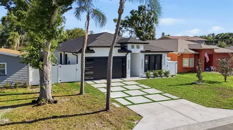 3325 55 Avenue N St Petersburg FL 33714