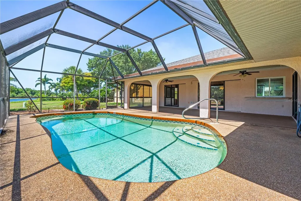 3247 Meadow Run Drive Venice FL 34293