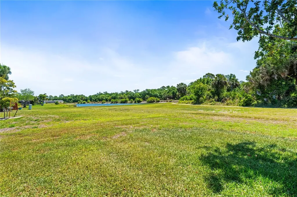 3247 Meadow Run Drive Venice FL 34293