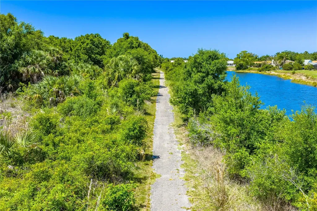 3247 Meadow Run Drive Venice FL 34293