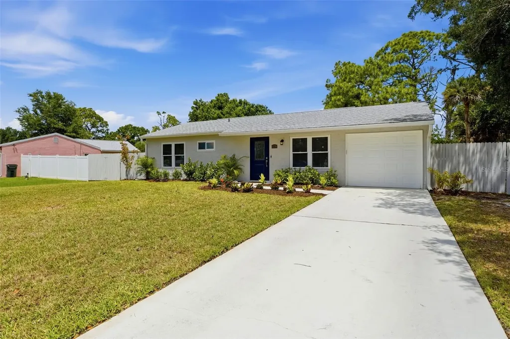 6338 Kenwood Drive North Port FL 34287