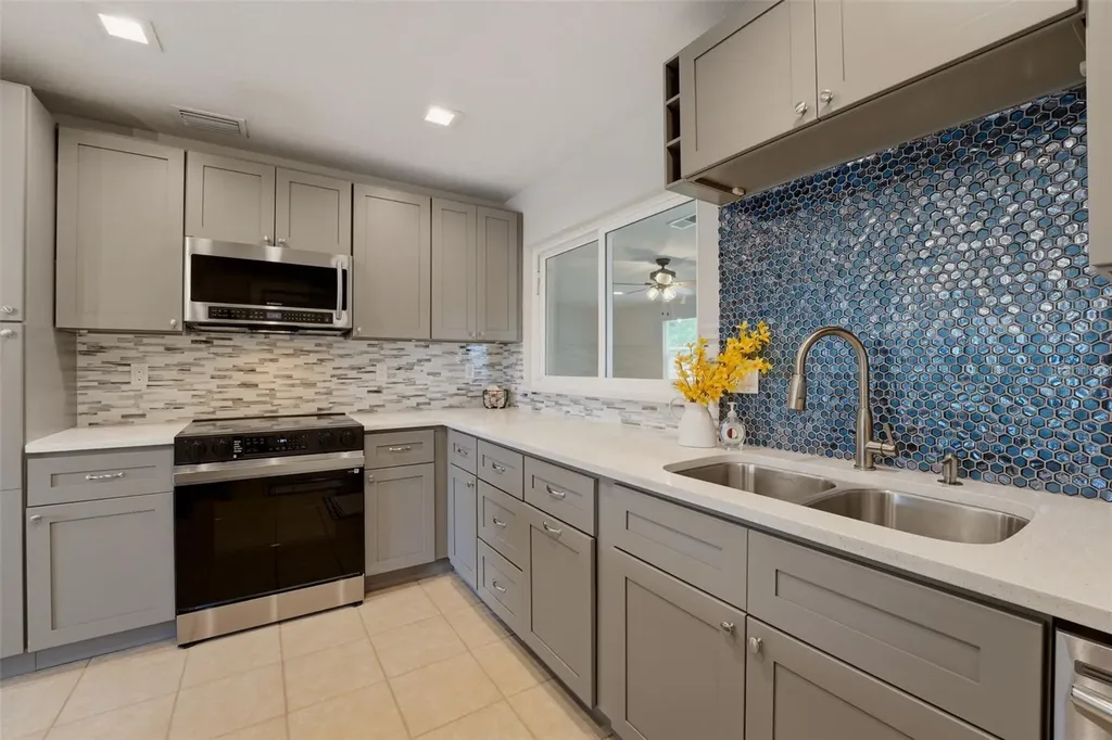 6338 Kenwood Drive North Port FL 34287