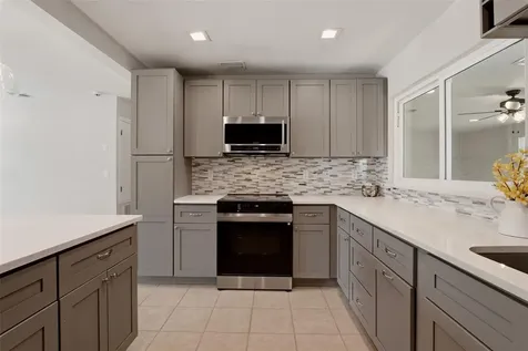 6338 Kenwood Drive North Port FL 34287