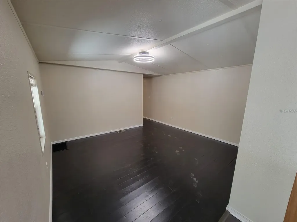 16625 NE 2nd Street Road Silver Springs FL 34488