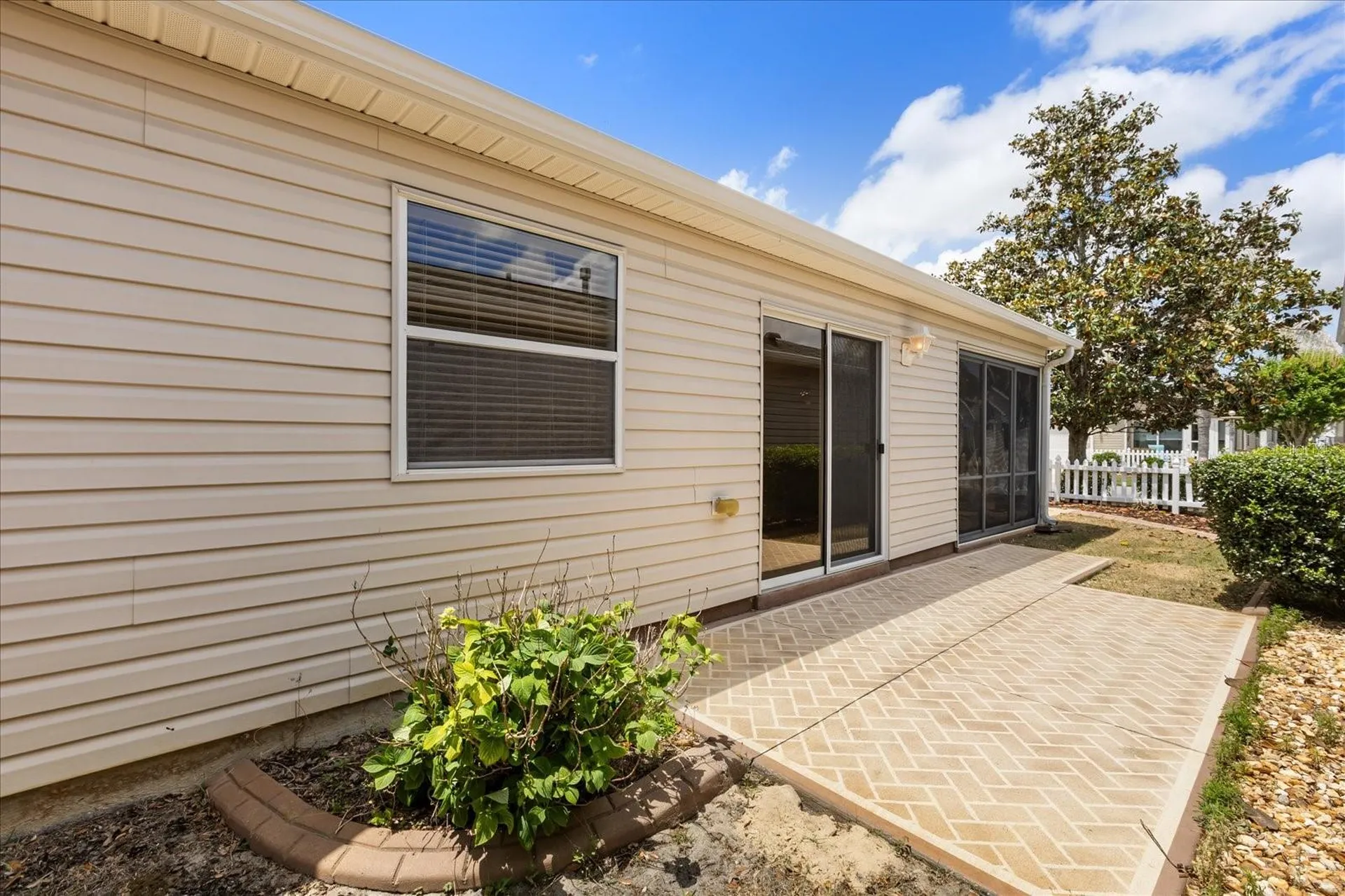 300 Varnville Way The Villages FL 32162