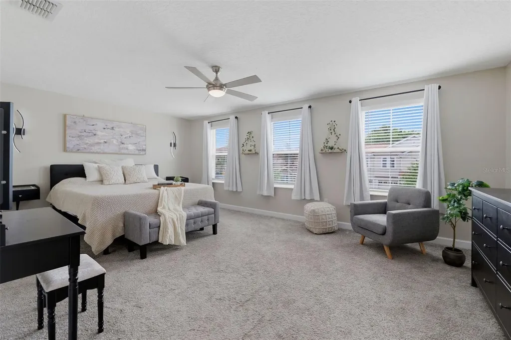 1099 Trappers Trail Loop Davenport FL 33896