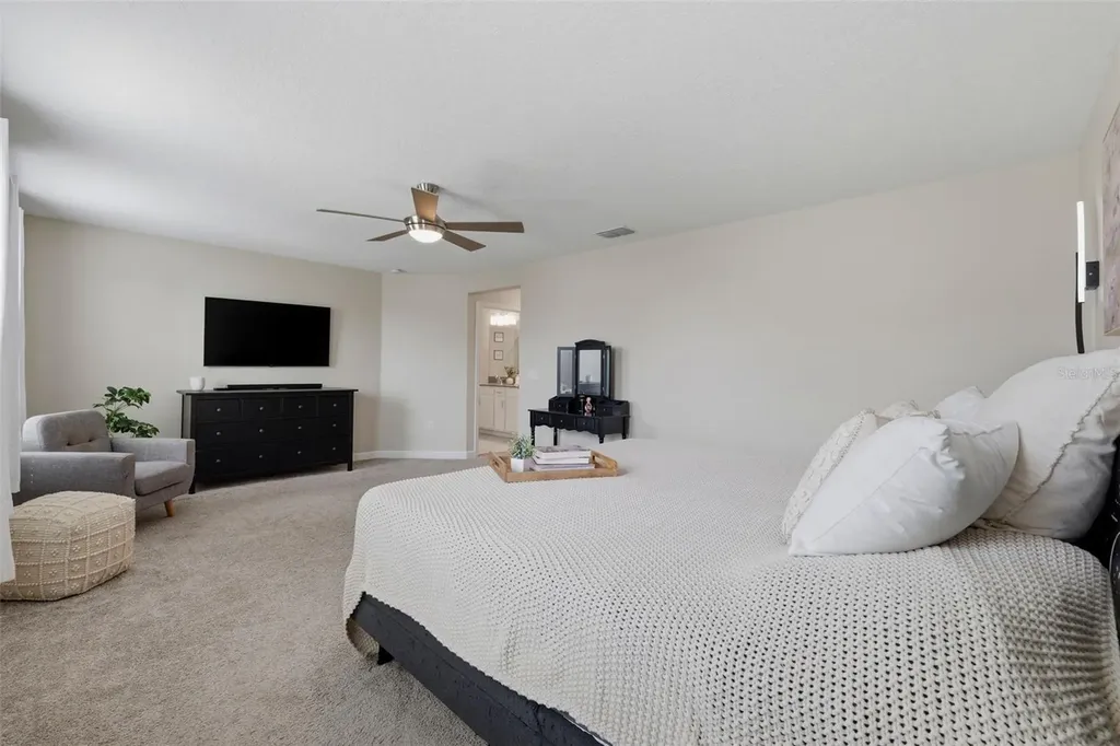 1099 Trappers Trail Loop Davenport FL 33896