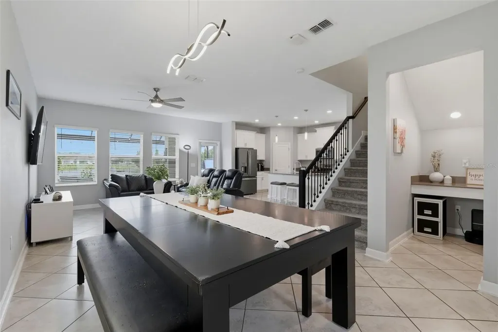 1099 Trappers Trail Loop Davenport FL 33896