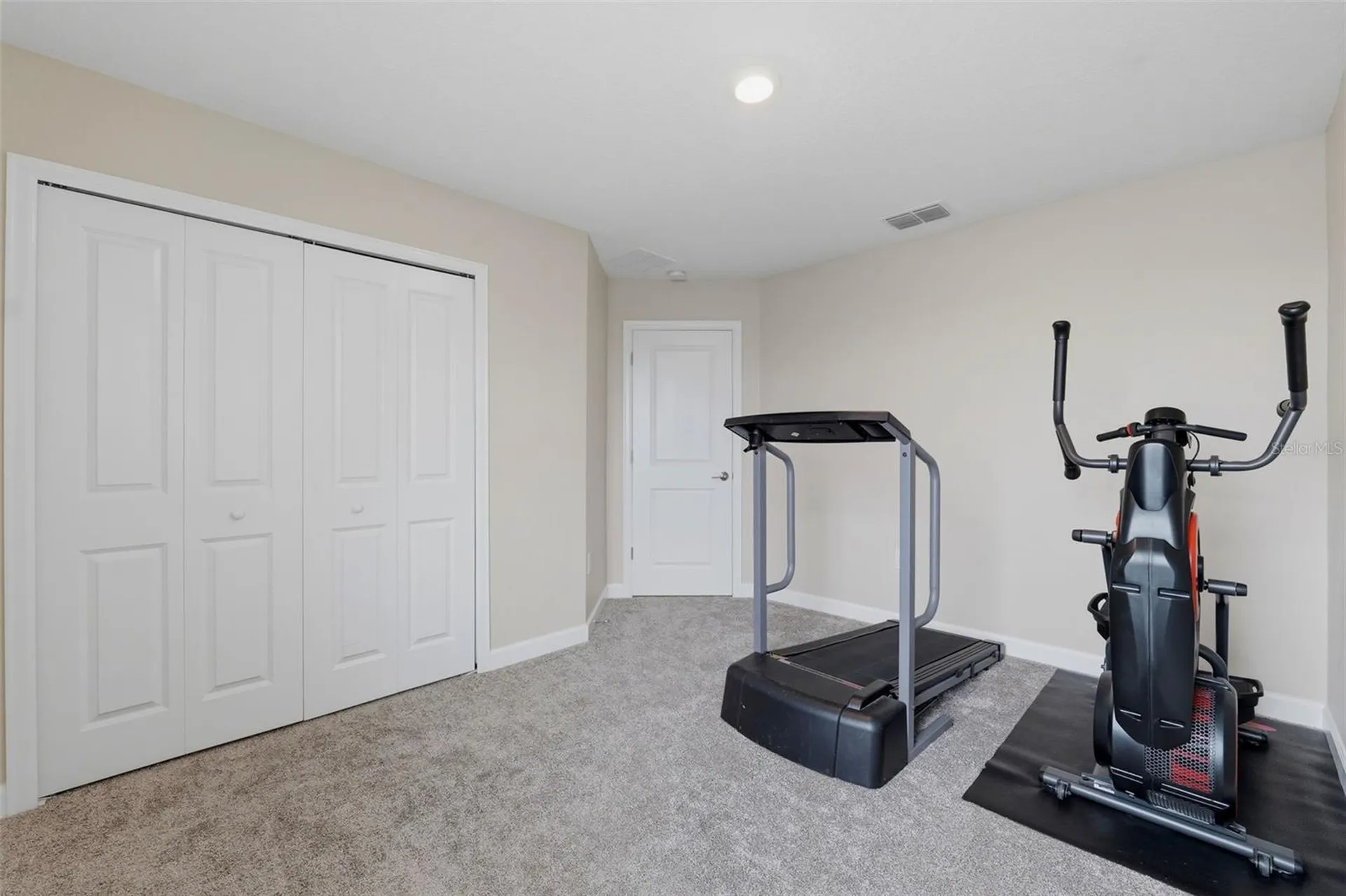 1099 Trappers Trail Loop Davenport FL 33896
