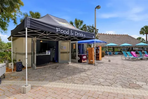 1099 Trappers Trail Loop Davenport FL 33896
