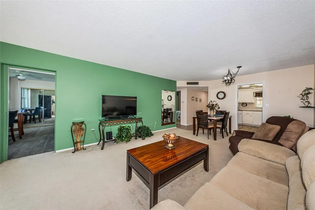 4725 Cove Circle St Petersburg FL 33708
