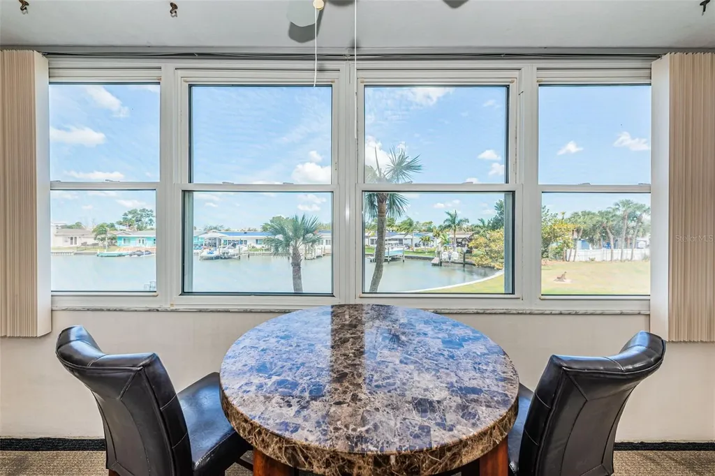 4725 Cove Circle St Petersburg FL 33708
