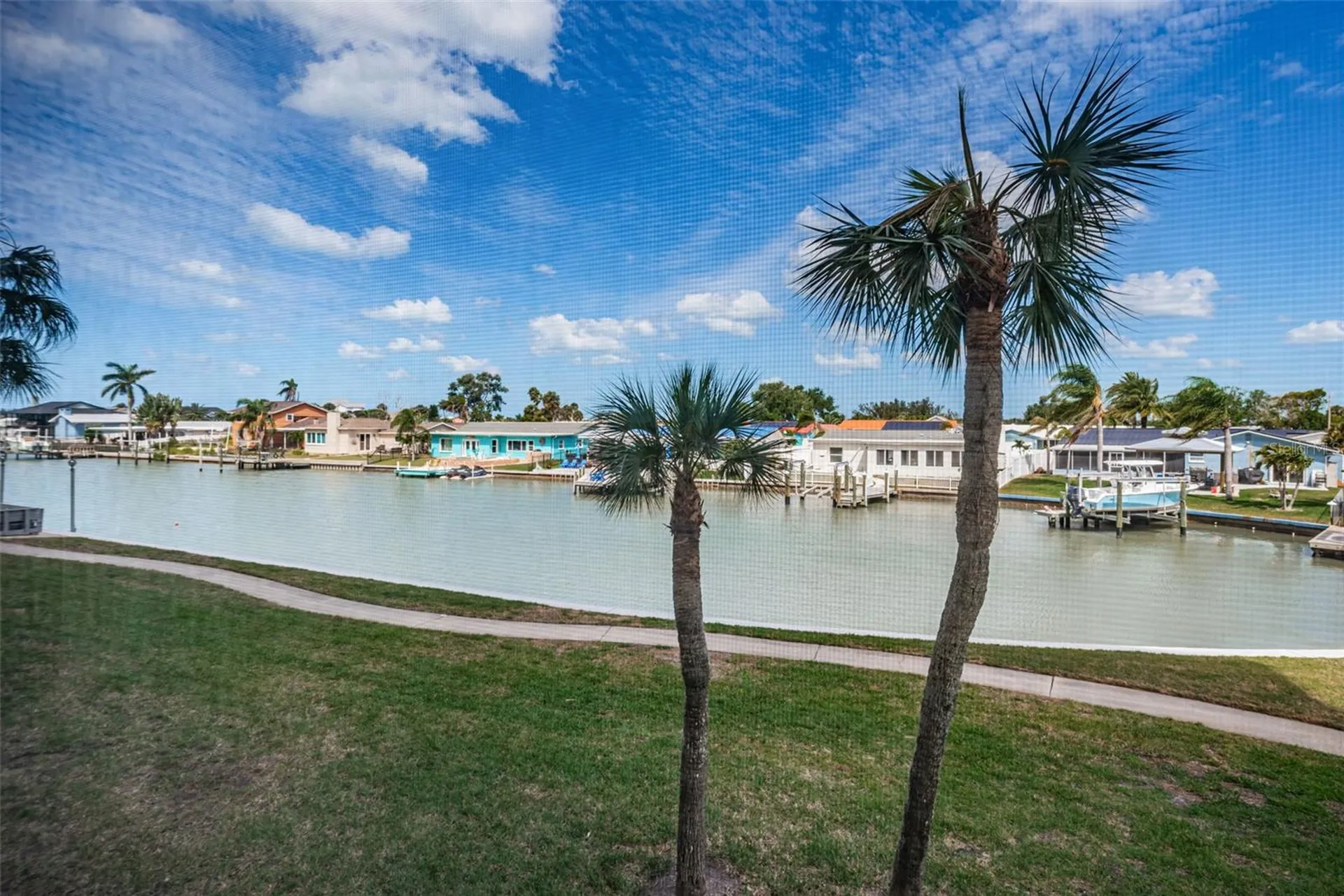 4725 Cove Circle St Petersburg FL 33708
