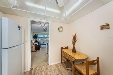 4725 Cove Circle St Petersburg FL 33708