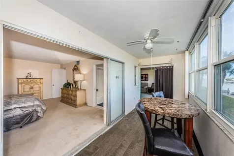 4725 Cove Circle St Petersburg FL 33708