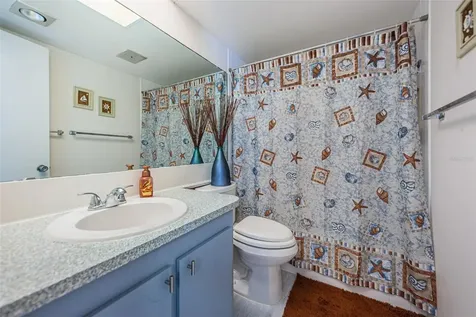 4725 Cove Circle St Petersburg FL 33708