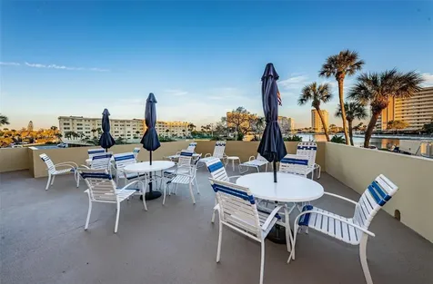 4725 Cove Circle St Petersburg FL 33708