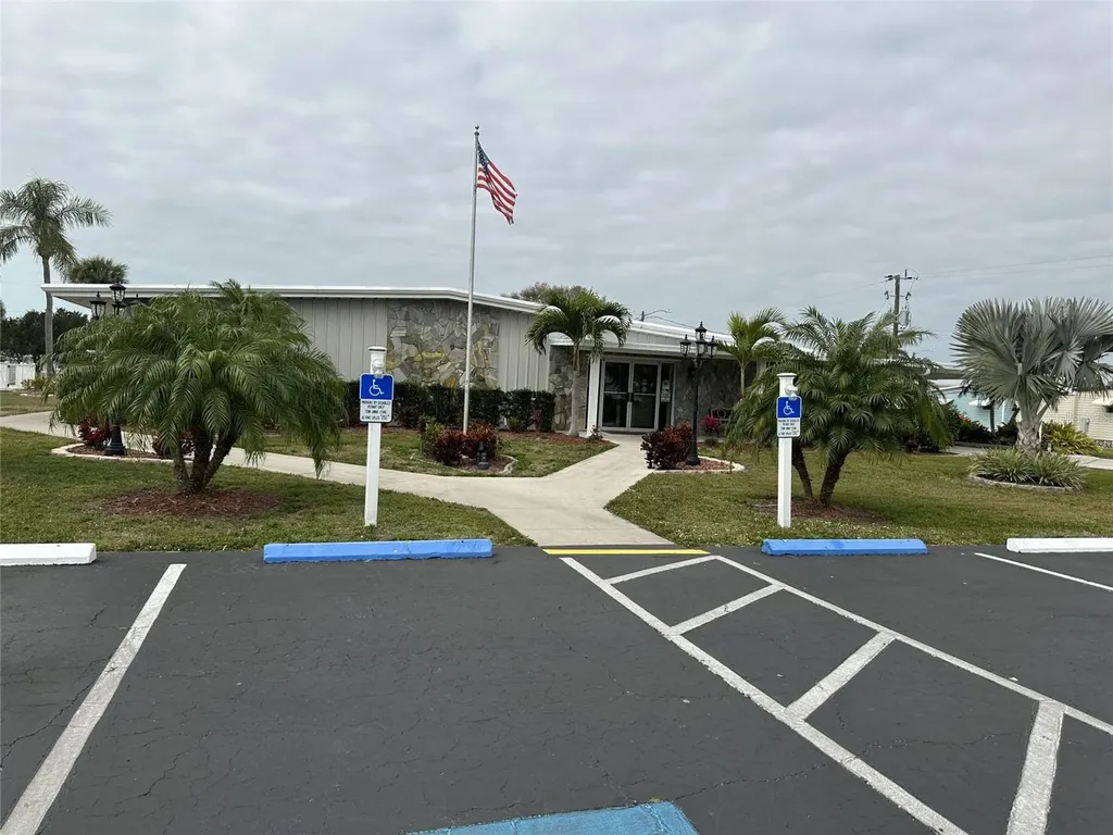 346 Andros Drive Sarasota FL 34233