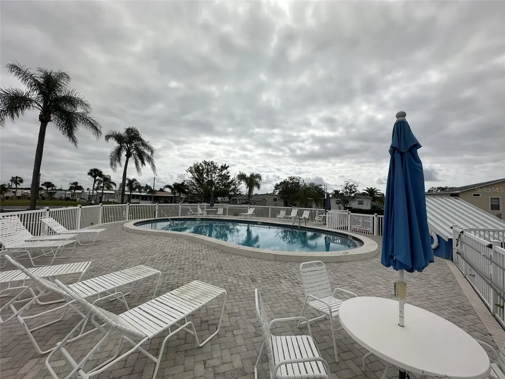 346 Andros Drive Sarasota FL 34233