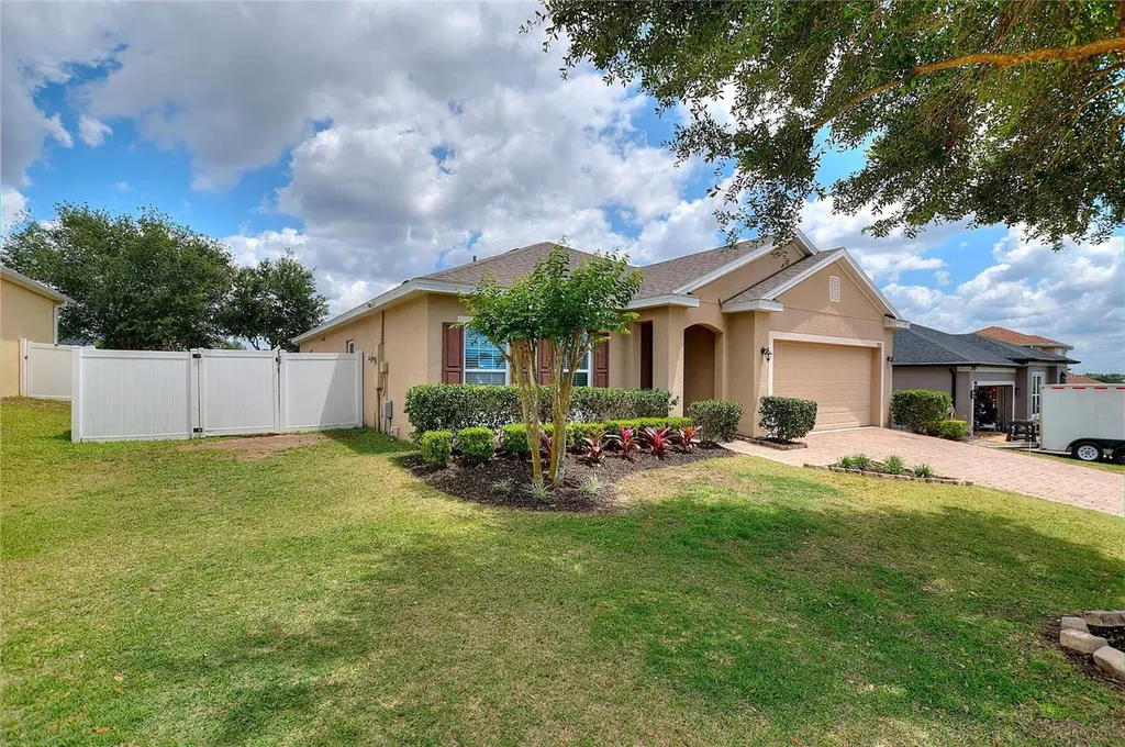 9886 Lenox Street Clermont FL 34711
