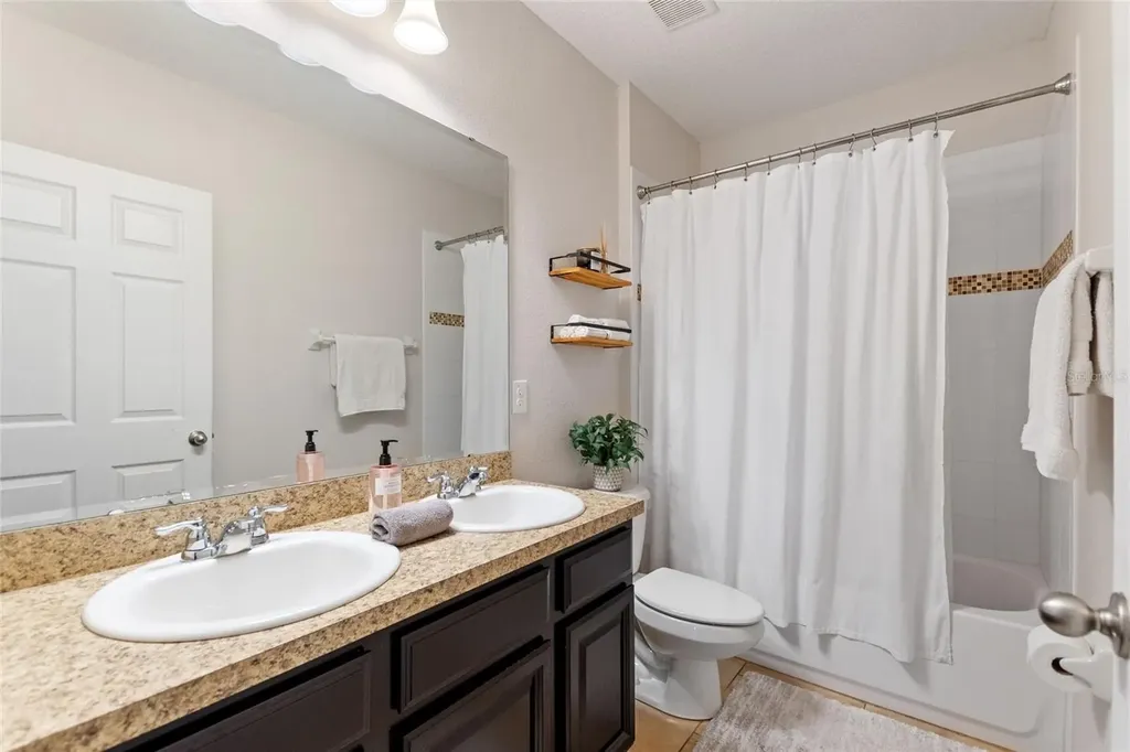 9886 Lenox Street Clermont FL 34711