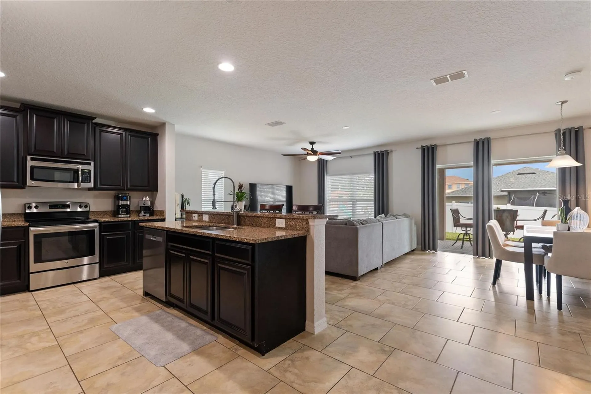 9886 Lenox Street Clermont FL 34711