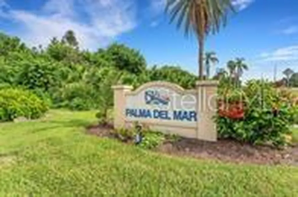 6372 Palma Del Mar Boulevard S St Petersburg FL 33715