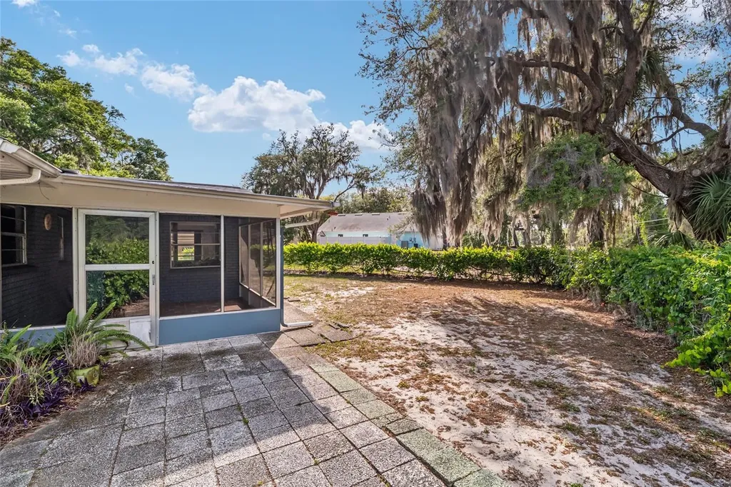 9317 E Crescent Drive Inverness FL 34450